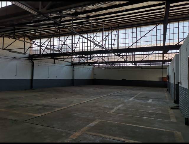 741M² WAREHOUSE TO LET IN BENROSE